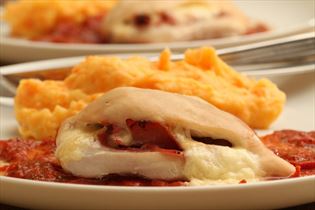 Cordon bleu mit Kartoffelpüree Cordon bleu mit Kartoffelpüree