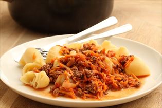 Fleischsauce mit Pasta Fleischsauce mit Pasta