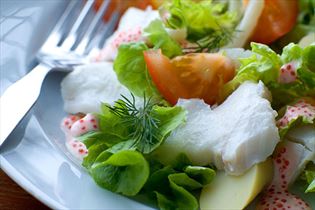 Dorschsalat mit Seehasenrogen Dorschsalat mit Seehasenrogen