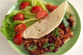 Tortillas mit Chili-Fleischfüllung