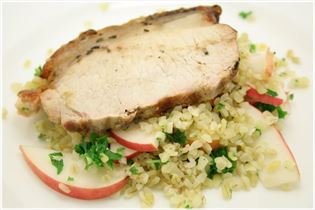 Dänischer Schweinebraten mit Apfel-Bulgur Dänischer Schweinebraten mit Apfel-Bulgur