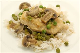 Hähnchen mit Pilzen in Mangochutney-Sauce Hähnchen mit Pilzen in Mangochutney-Sauce