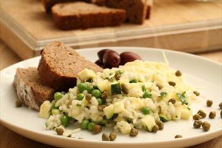 Risotto mit Erbsen und Zucchini