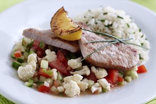 Zitronen-Schinkenschnitzel mit Chilisalsa Zitronen-Schinkenschnitzel mit Chilisalsa