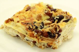 Mexikanische Hähnchenlasagne mit Bohnen Mexikanische Hähnchenlasagne mit Bohnen