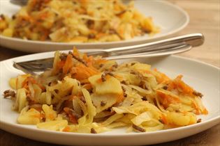 Amager-Topf mit Kohl und Kartoffeln Amager-Topf mit Kohl und Kartoffeln