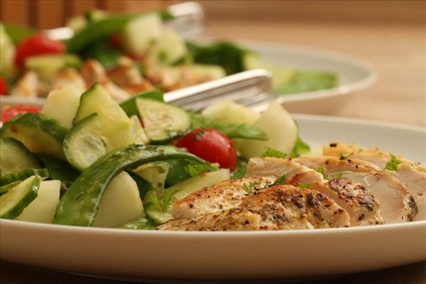 Hähnchen mit Melonensalat