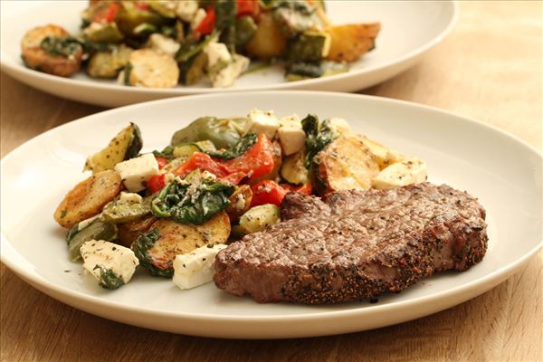 Steaks mit warmem Kartoffelsalat