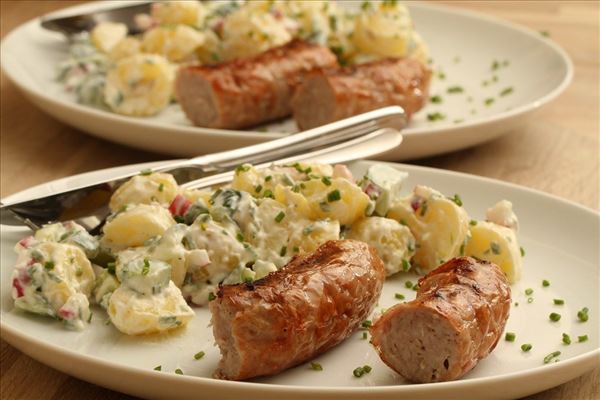 Kartoffelsalat mit Bratwurst