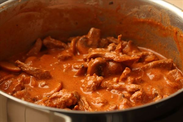 Bœuf Stroganoff mit Kartoffelpüree