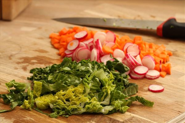 Spareribs mit leichtem Salat