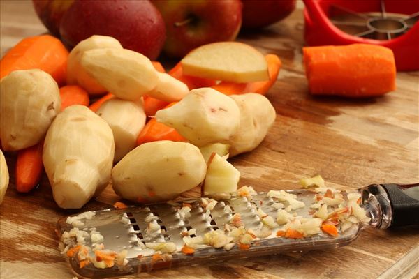 Hähnchen auf Dose mit Herbst-Rohkost