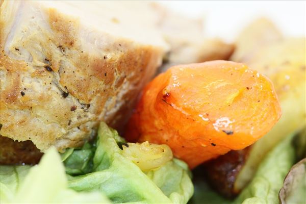 Schweinefilet auf Wurzelgemüse