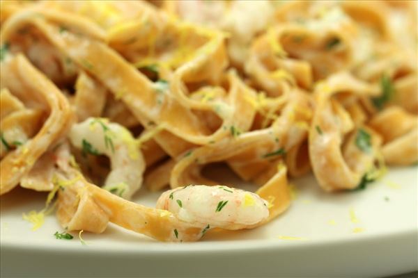 Pasta mit Zitronengarnelen