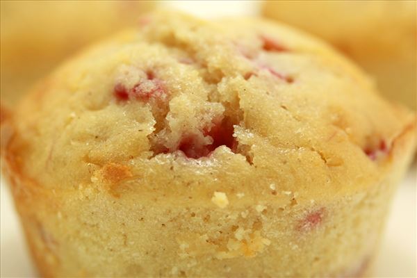 Erdbeer-Rhabarber-Muffins