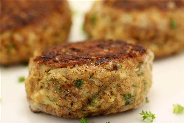 Thunfisch-Frikadellen mit Dill und Petersilie