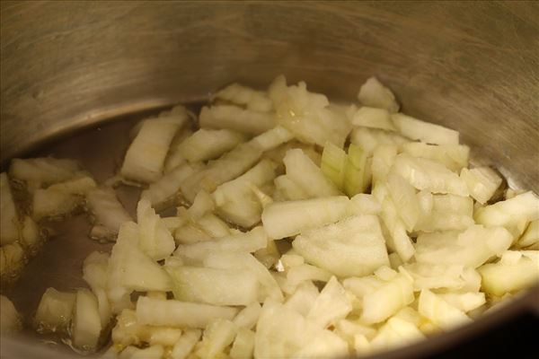 Gehacktes Rindfleisch mit Kartoffeldecke