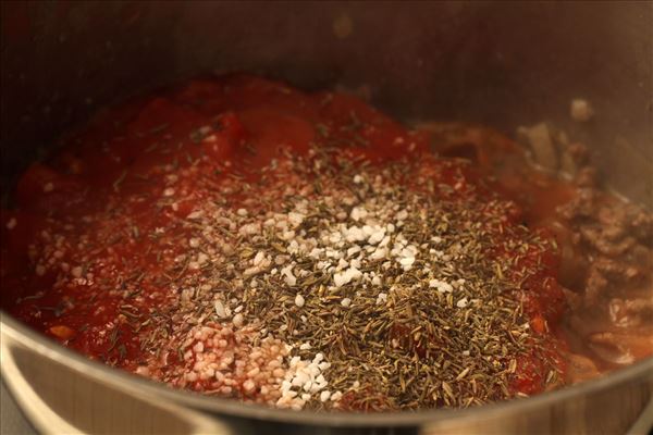 Gehacktes Rindfleisch mit Kartoffeldecke