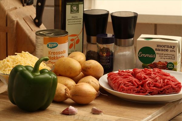 Gehacktes Rindfleisch mit Kartoffeldecke